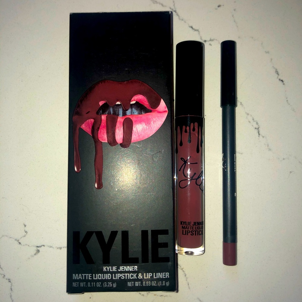 Kylie Cosmetics lip kit